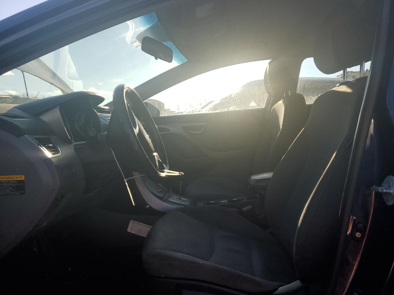 2013 Hyundai Elantra - Image 7