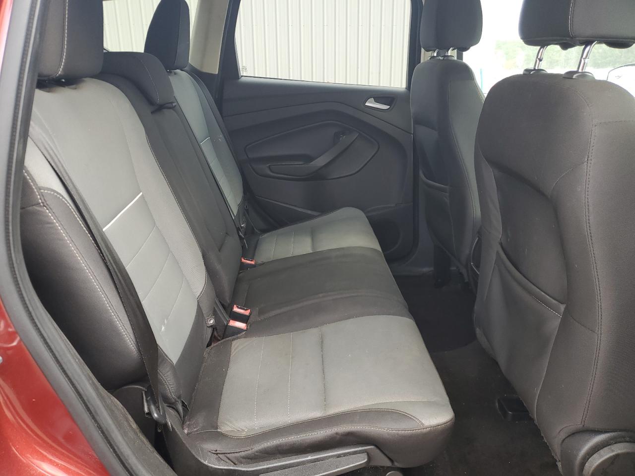 2015 Ford Escape - Image 11