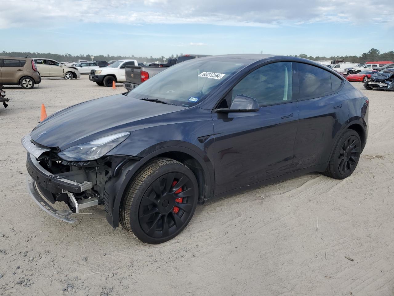 VIN 7SAYGDEE7RA285918 2024 TESLA MODEL Y no.1