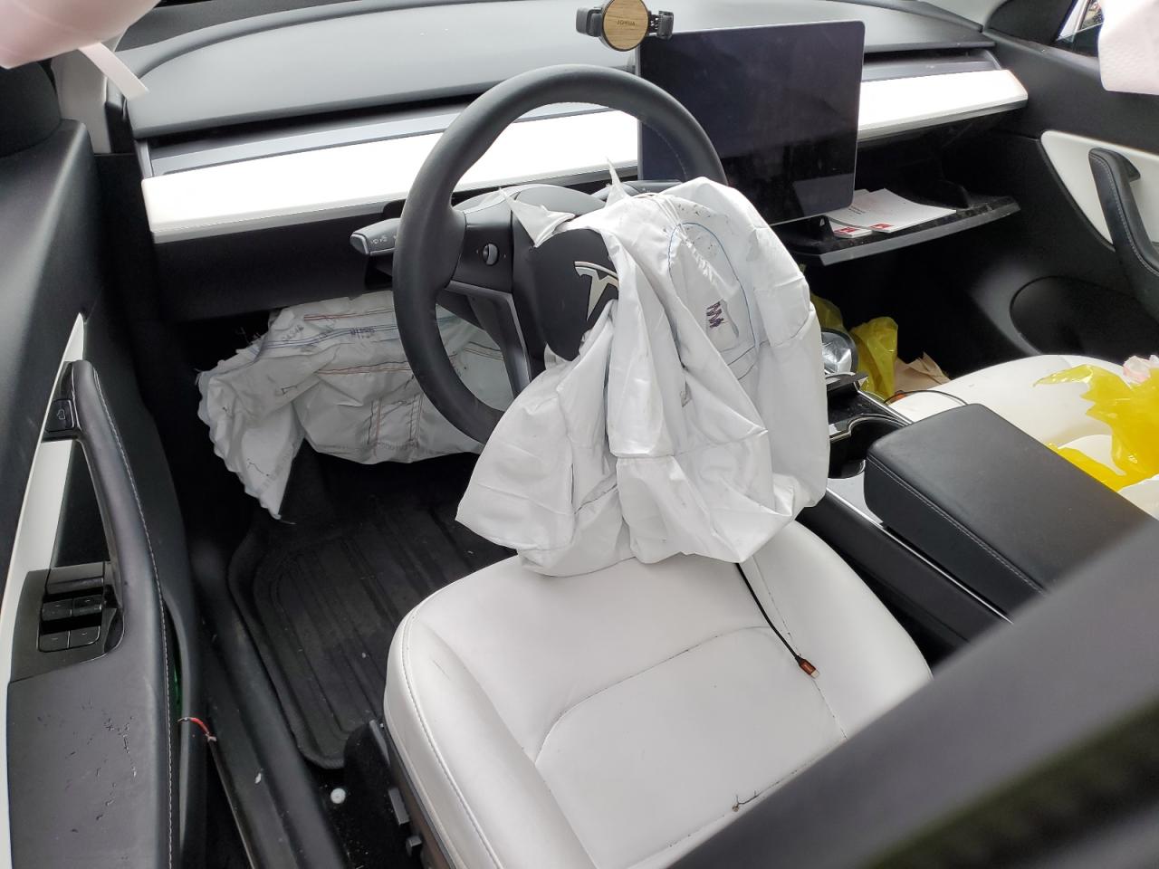 2021 Tesla Model Y VIN: 5YJYGDEE9MF088273 Lot: 84972804