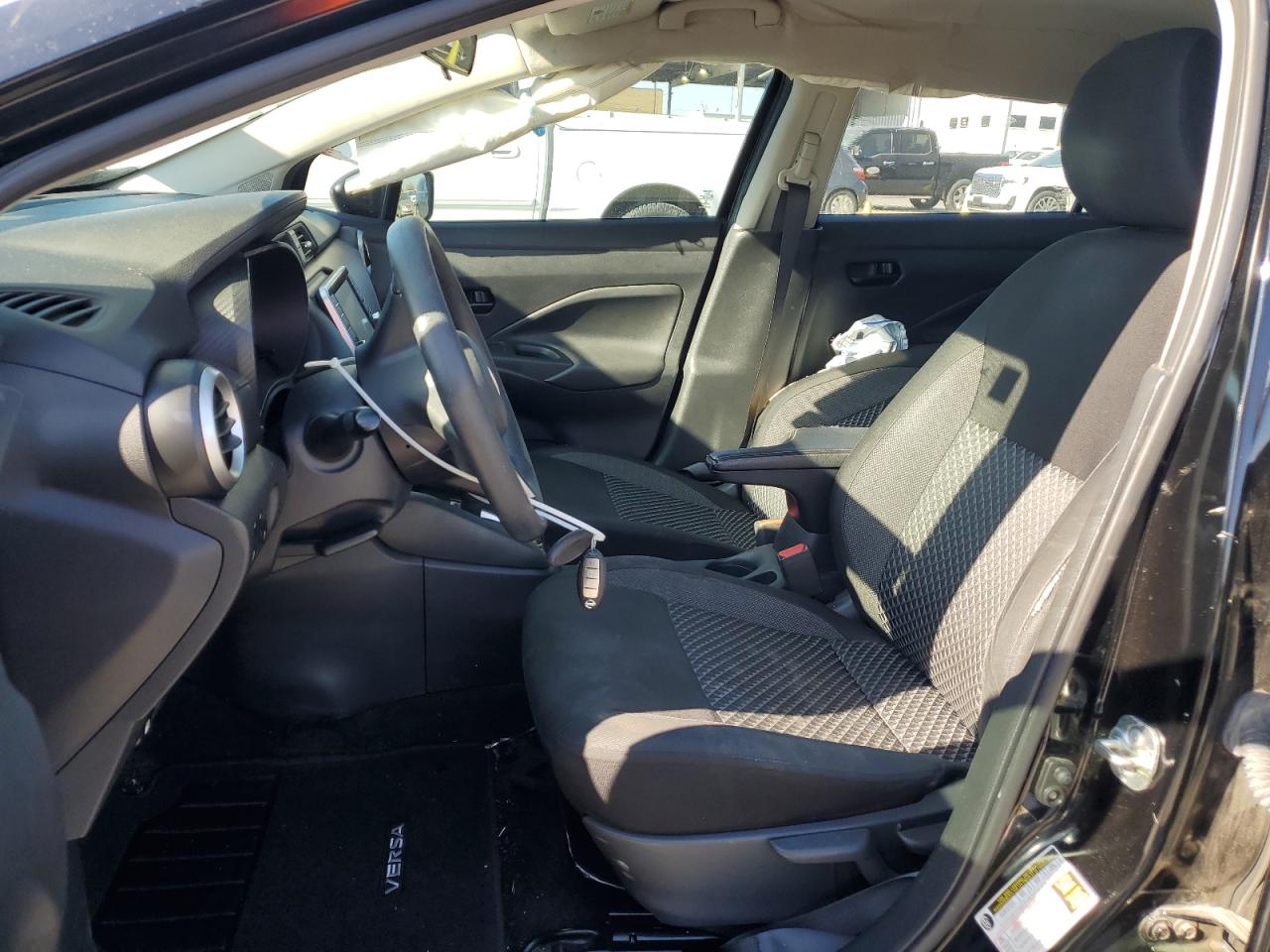 2020 Nissan Versa - Image 7