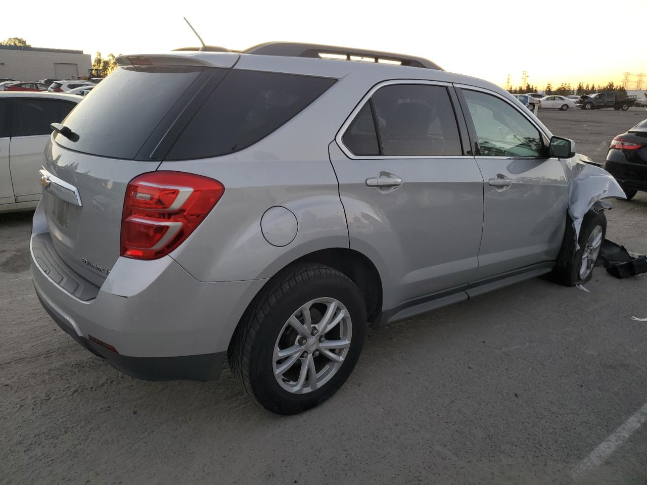 2016 Chevrolet Equinox - Image 3