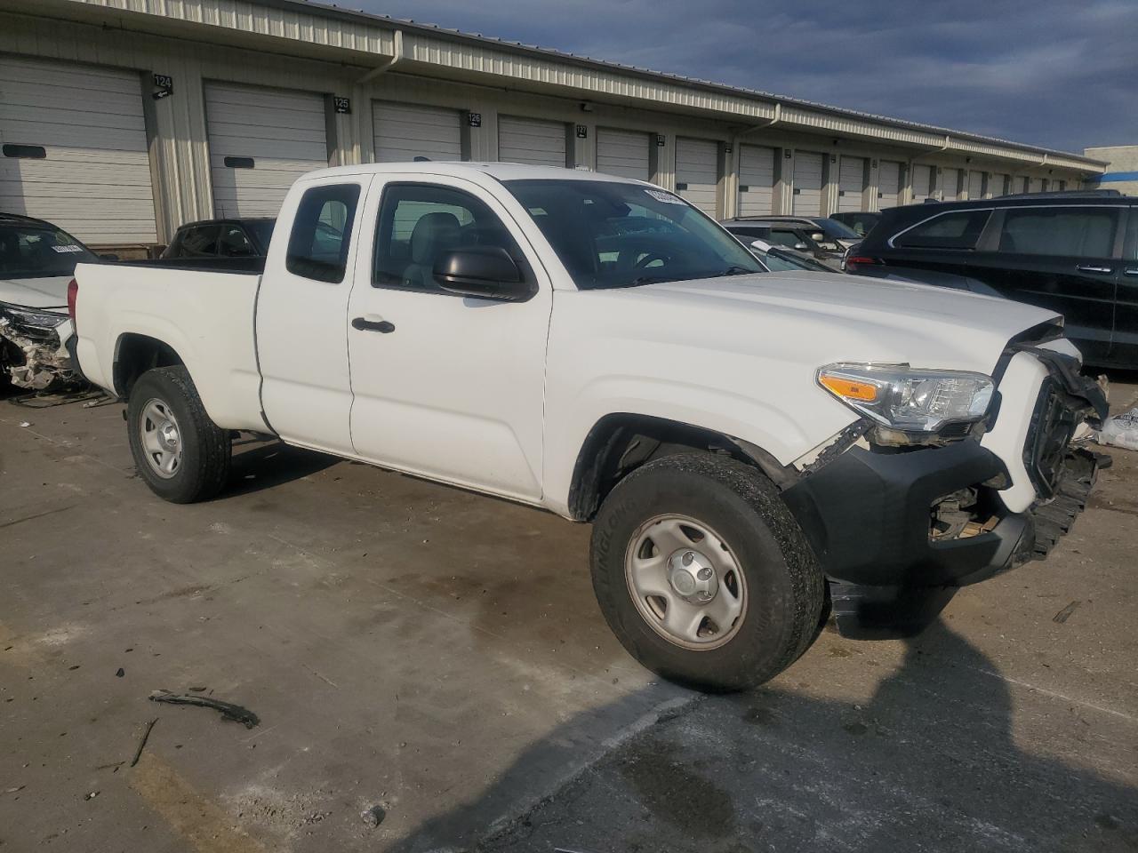 2018 Toyota Tacoma - Image 4