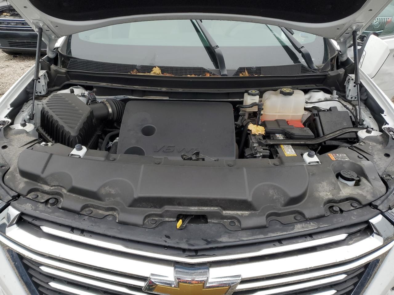 2022 Chevrolet Traverse - Image 12