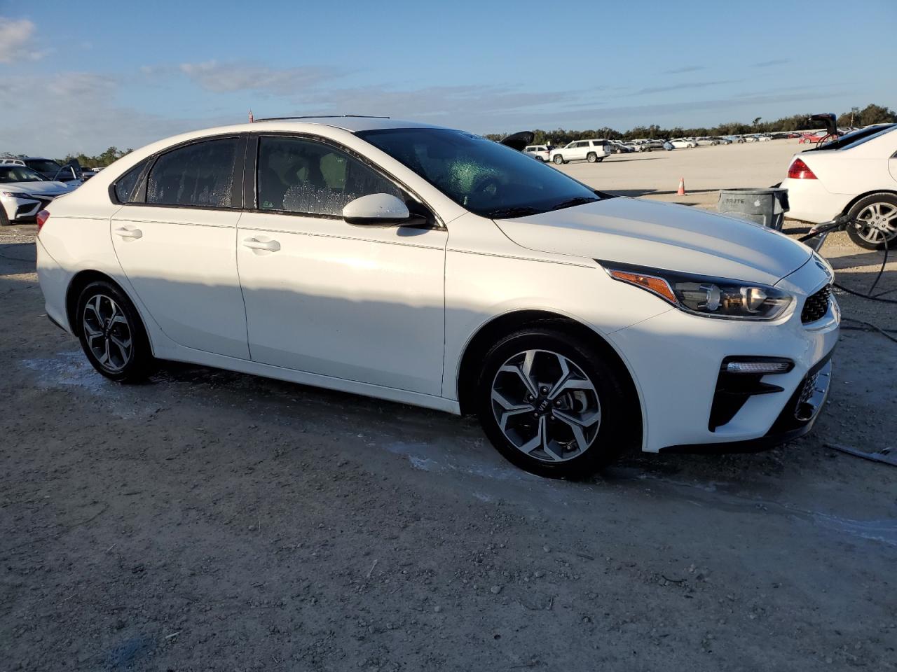 2020 Kia Forte - Image 4