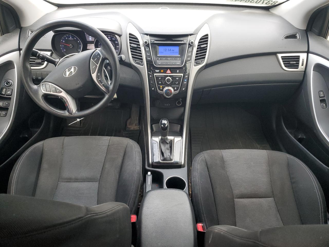 2014 Hyundai Elantra - Image 8