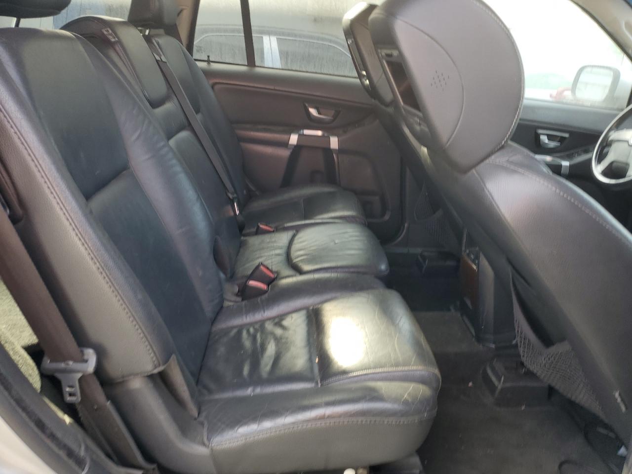 2008 Volvo XC90 - Image 12