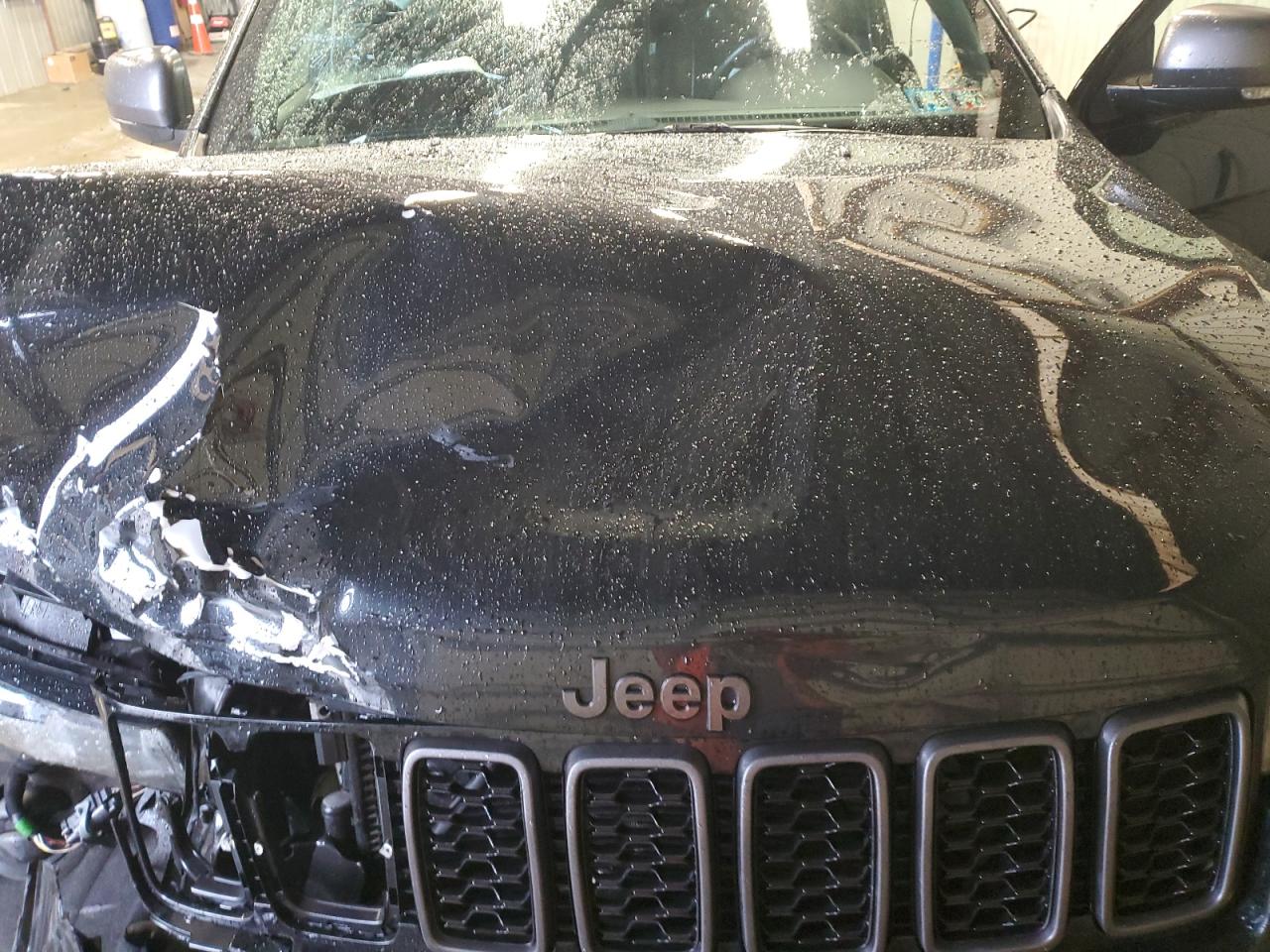 2021 Jeep Grand Cherokee - Image 12