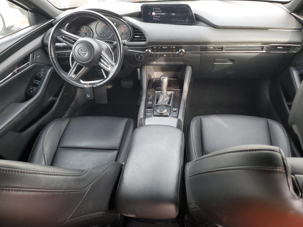 2019 Mazda 3 - Image 8
