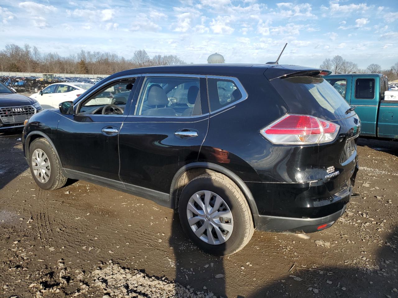 KNMAT2MV5FP538495 2015 NISSAN ROGUE - Image 2