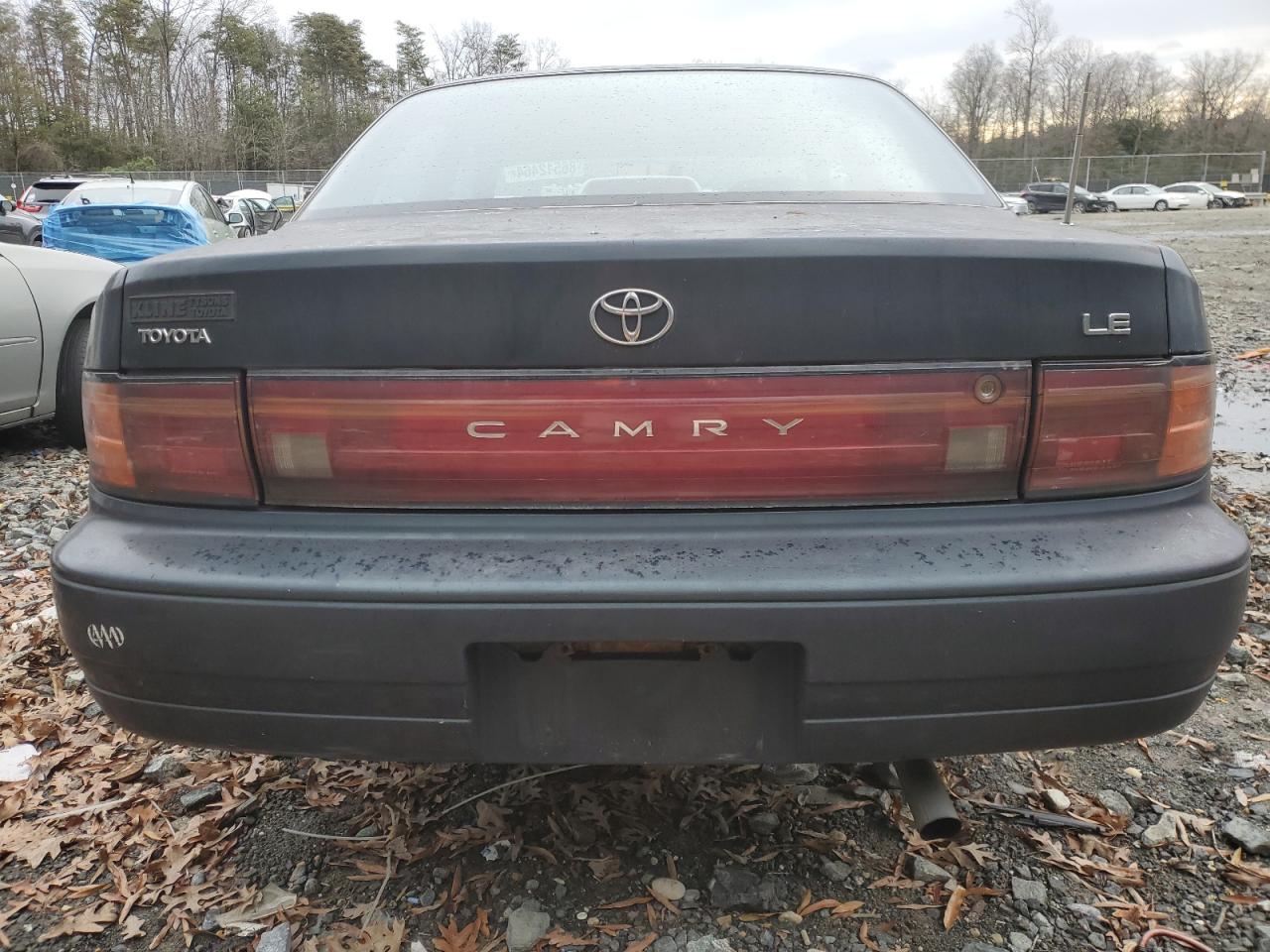 1994 Toyota Camry Le VIN: 4T1SK12E7RU451056 Lot: 86512464