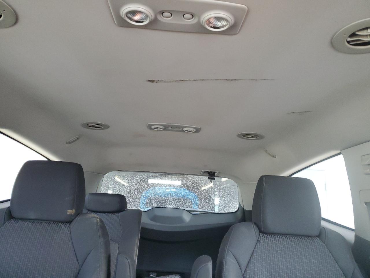 2011 Chevrolet Traverse - Image 10
