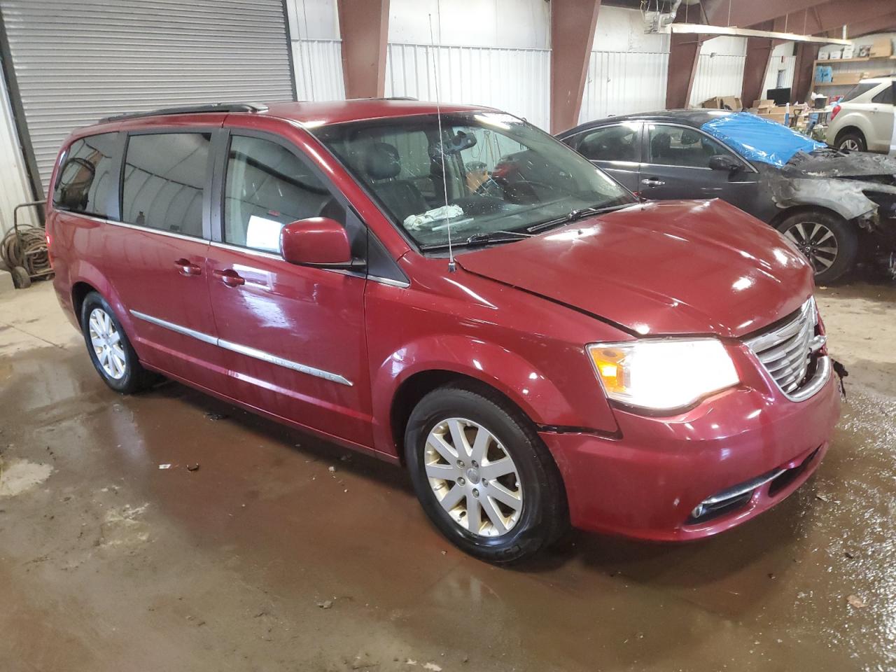 2015 Chrysler Town & Country - Image 4