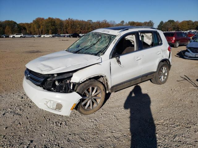 Parquets VOLKSWAGEN TIGUAN 2017 White