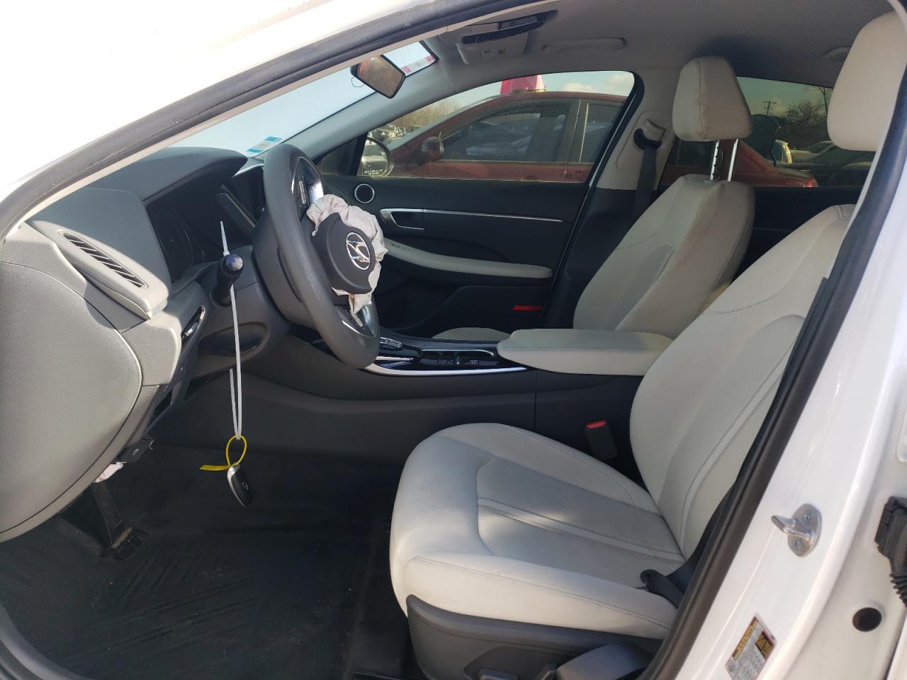 2023 Hyundai Sonata - Image 7