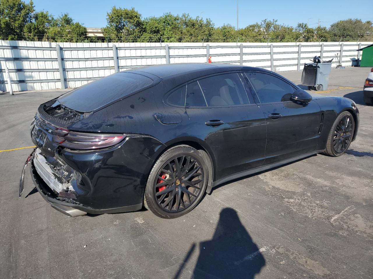 2018 Porsche Panamera - Image 3