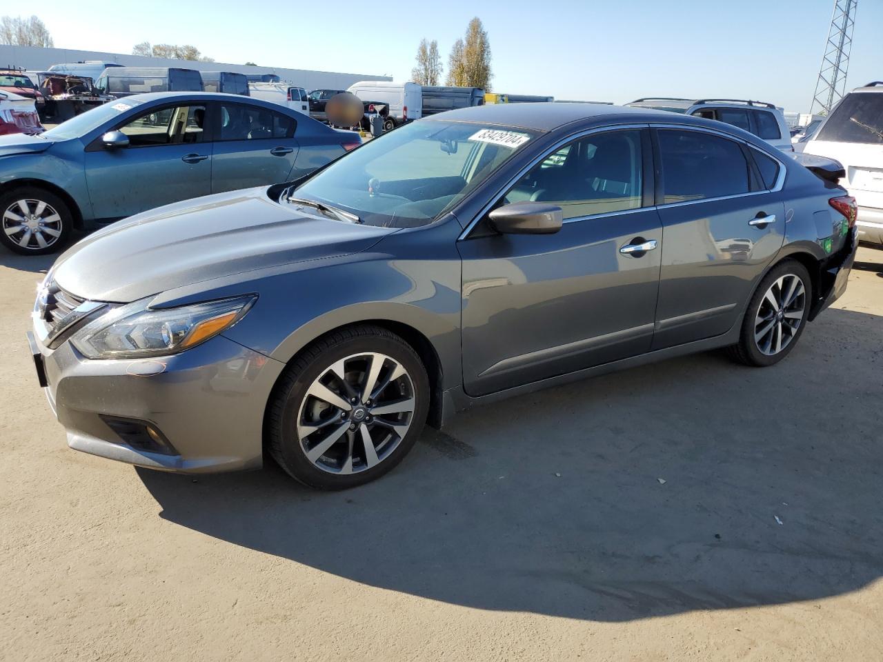 1N4AL3AP0HC152272 2017 NISSAN ALTIMA - Image 1