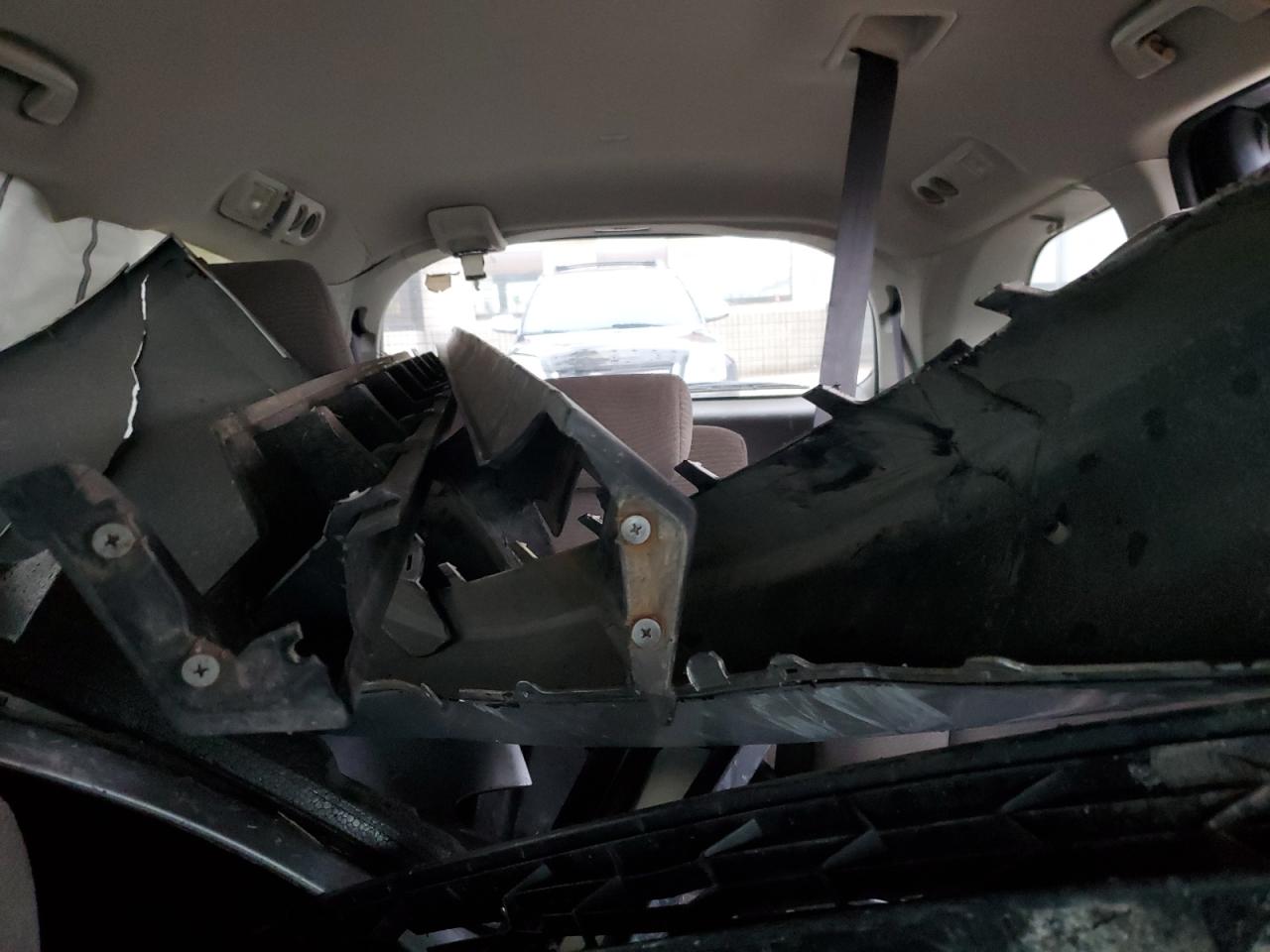 2011 Honda Odyssey - Image 10