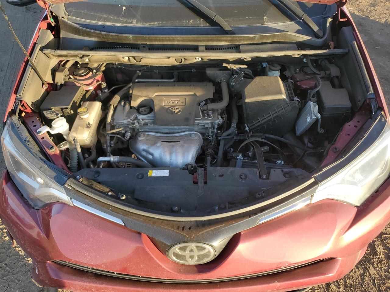 2018 Toyota RAV 4 - Image 13