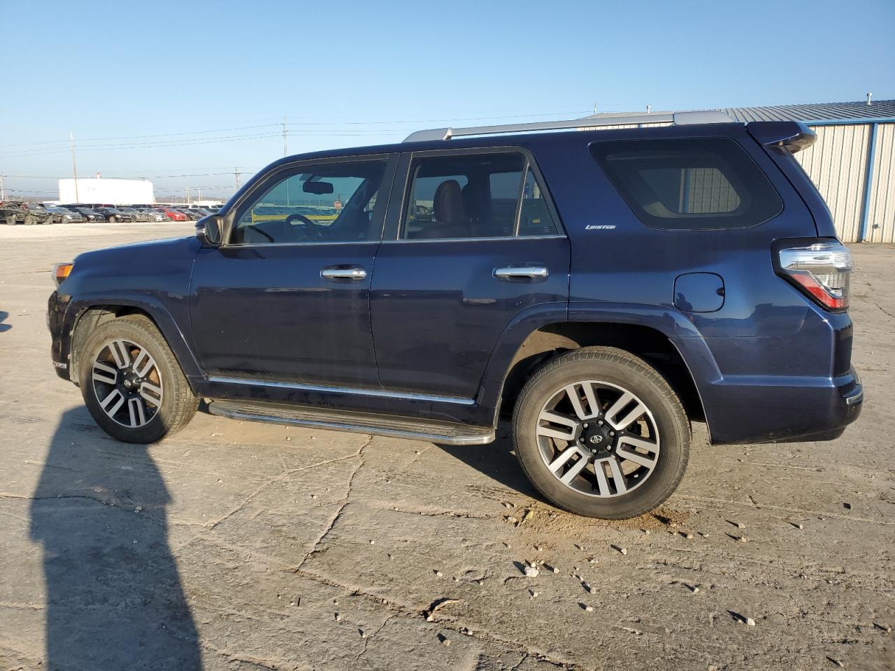 VIN JTEBU5JR6G5332363 2016 TOYOTA 4RUNNER no.2