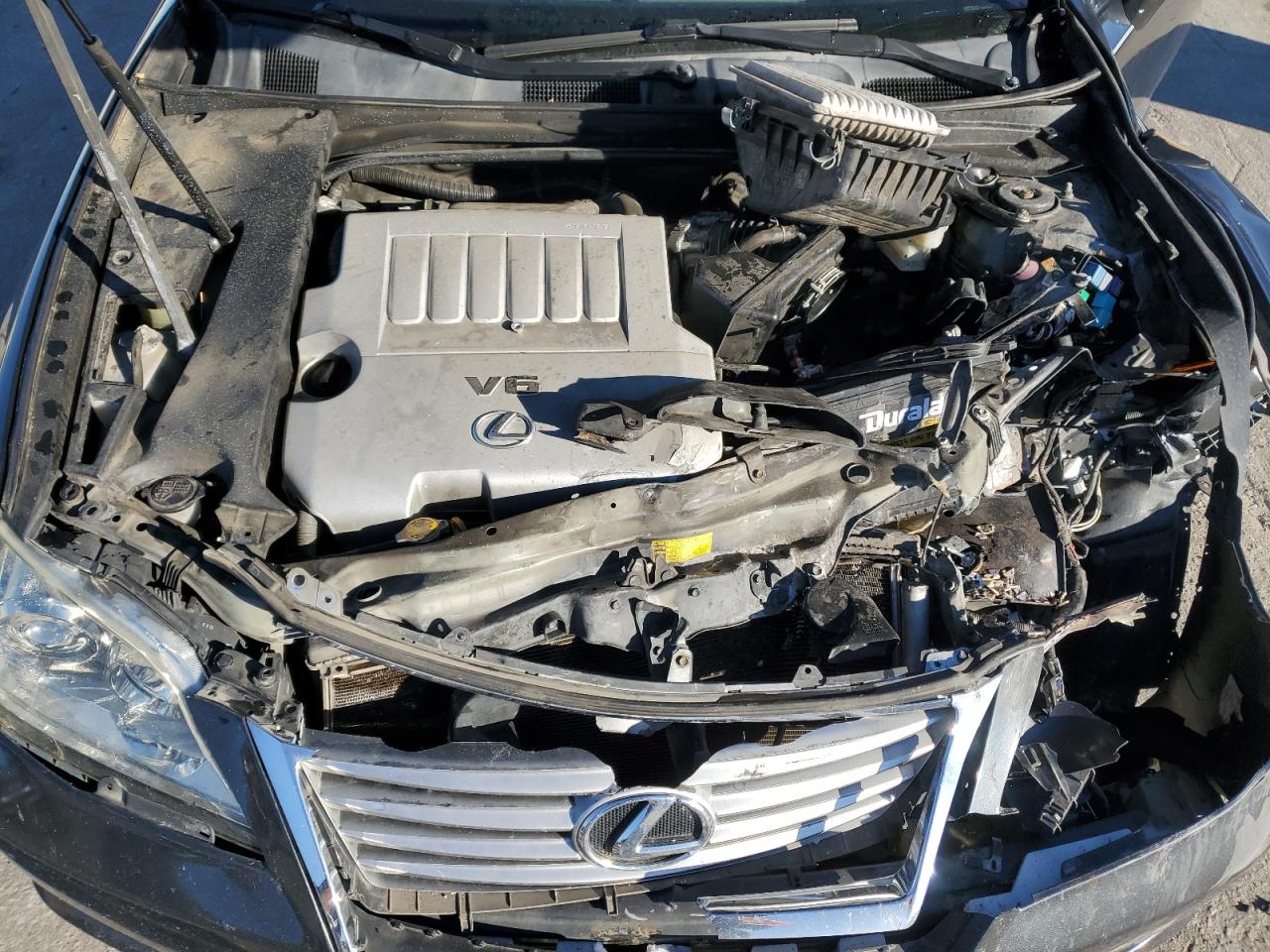 2011 Lexus ES - Image 11