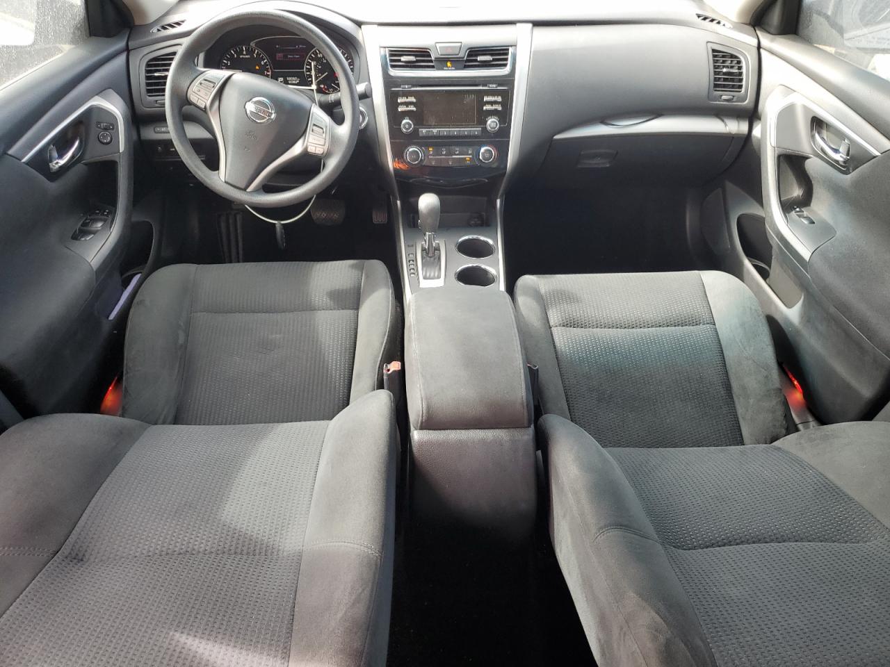 2015 Nissan Altima - Image 8