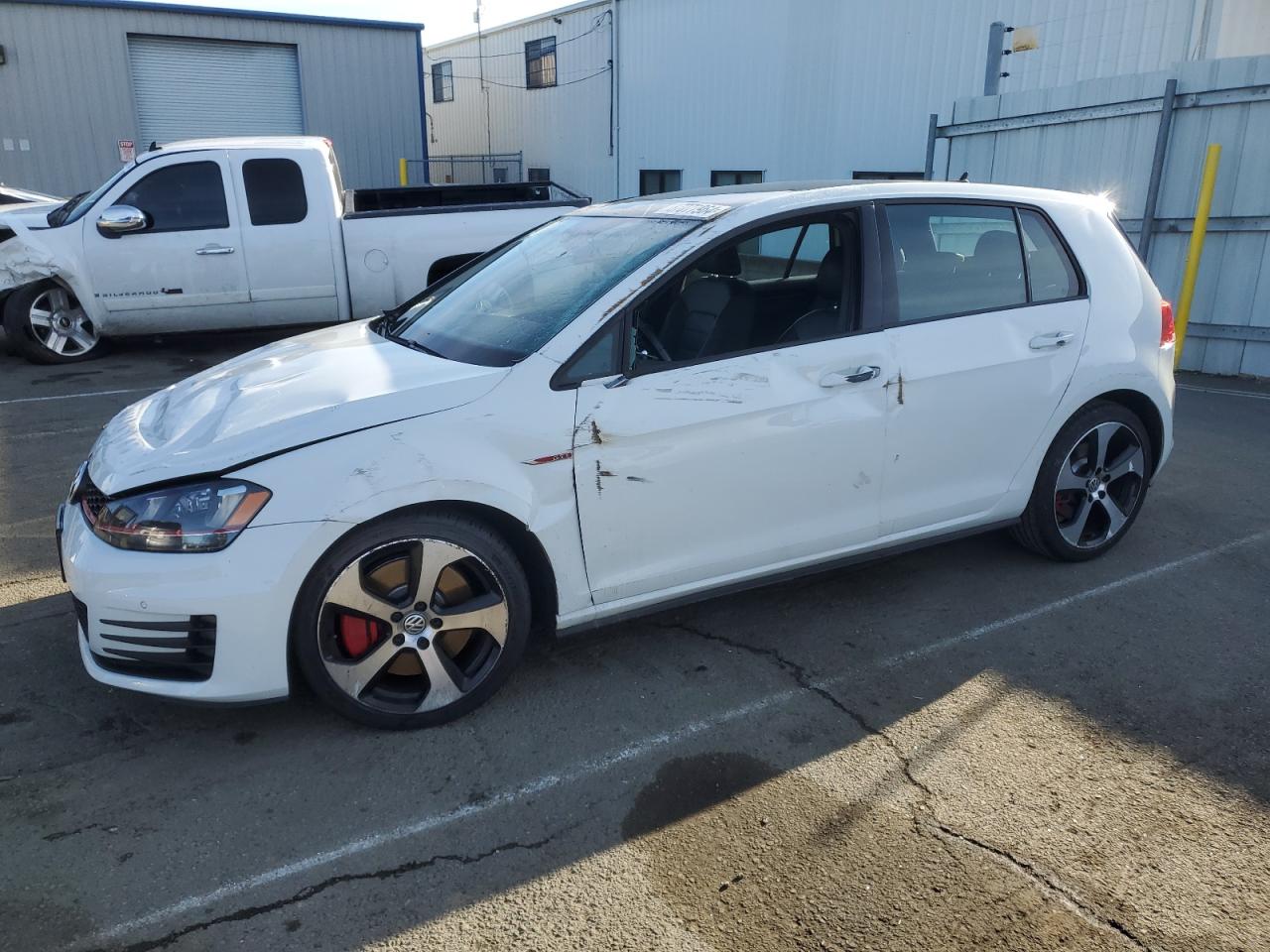 2015 Volkswagen GTI - Image 1