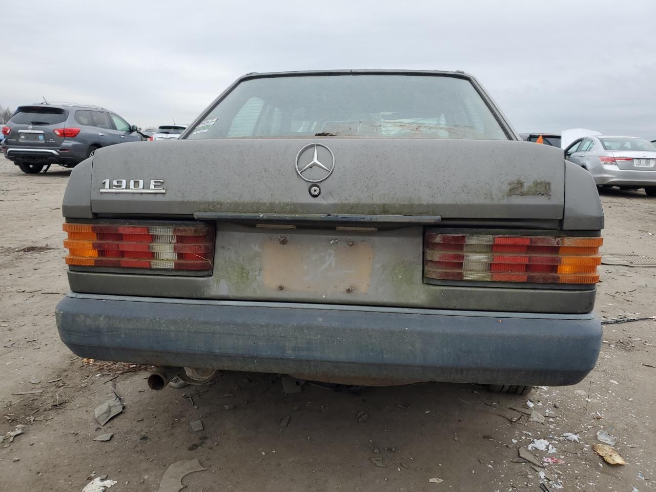1987 Mercedes-Benz 190 E 2.3 VIN: WDBDA28D3HF305694 Lot: 86019304