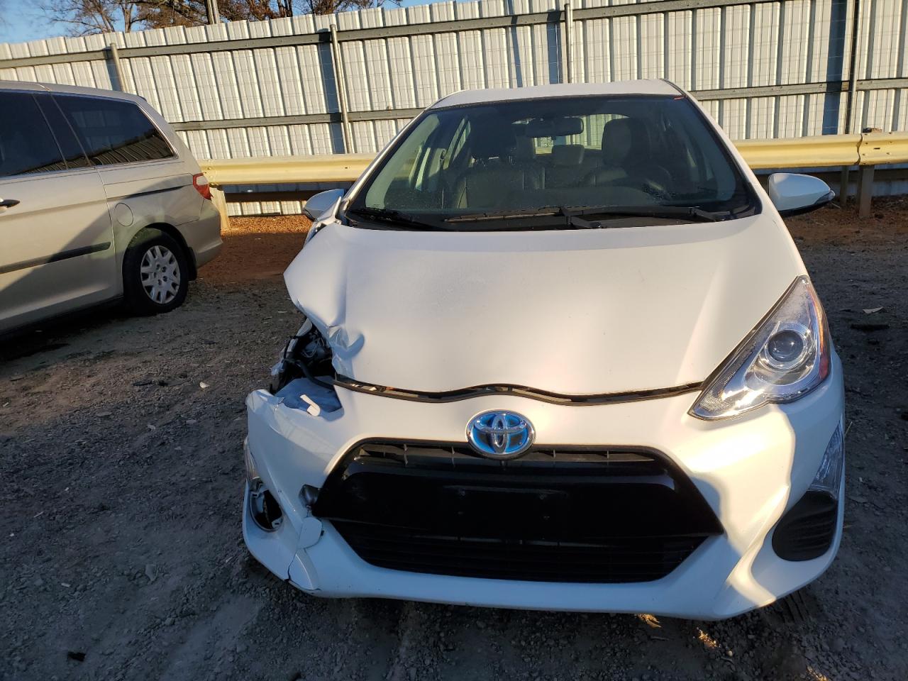 VIN JTDKDTB39G1130112 2016 TOYOTA PRIUS no.5