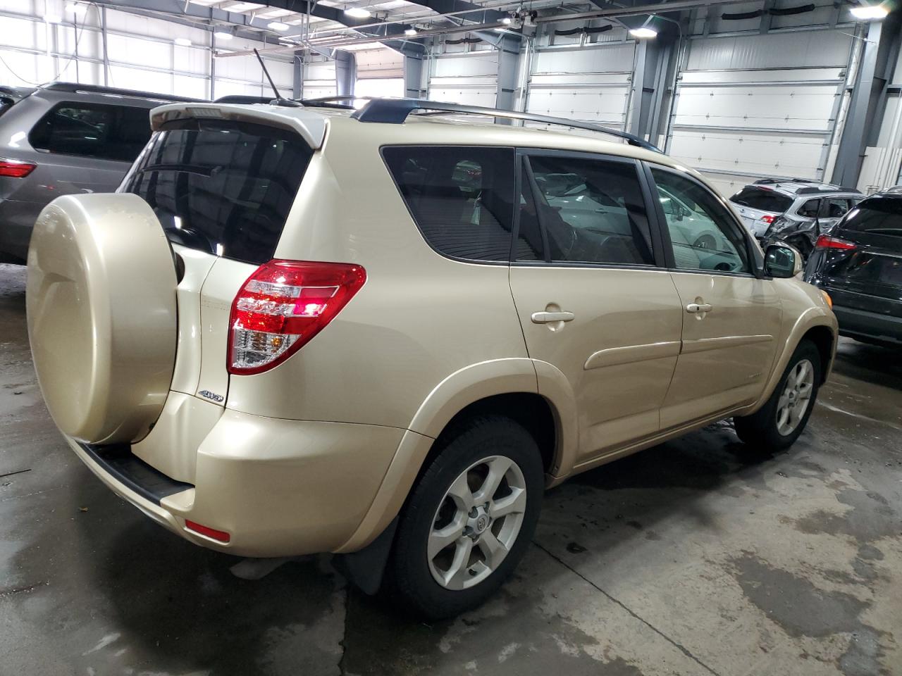 2011 Toyota RAV 4 - Image 3