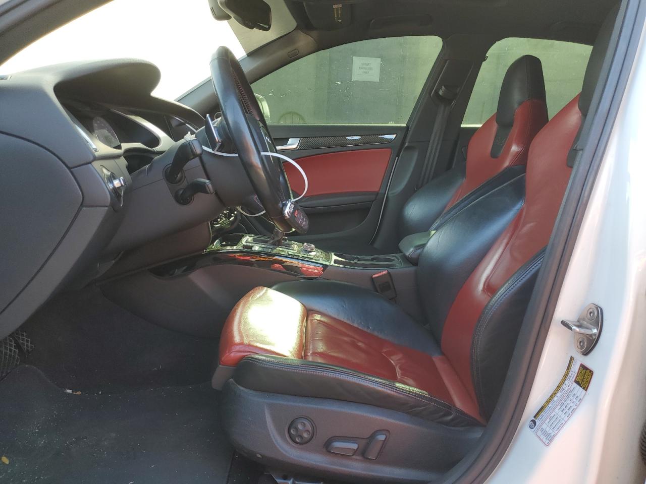 2011 Audi S4 Premium Plus VIN: WAUBGAFLXBA122418 Lot: 85320194