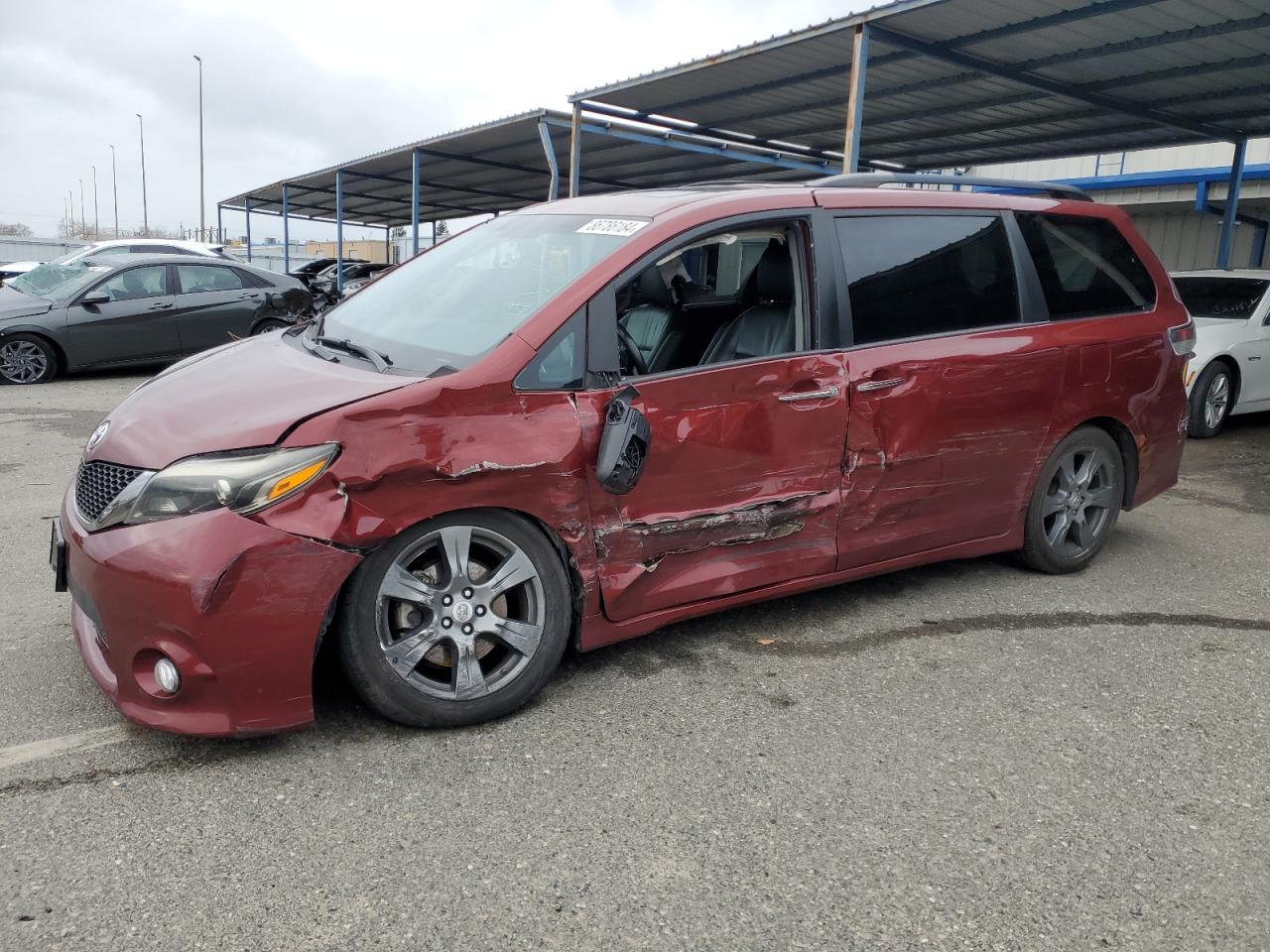 2017 TOYOTA SIENNA