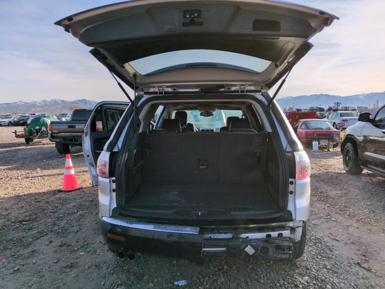 2010 GMC Acadia Slt-2 VIN: 1GKLRNED3AJ210068 Lot: 85596484