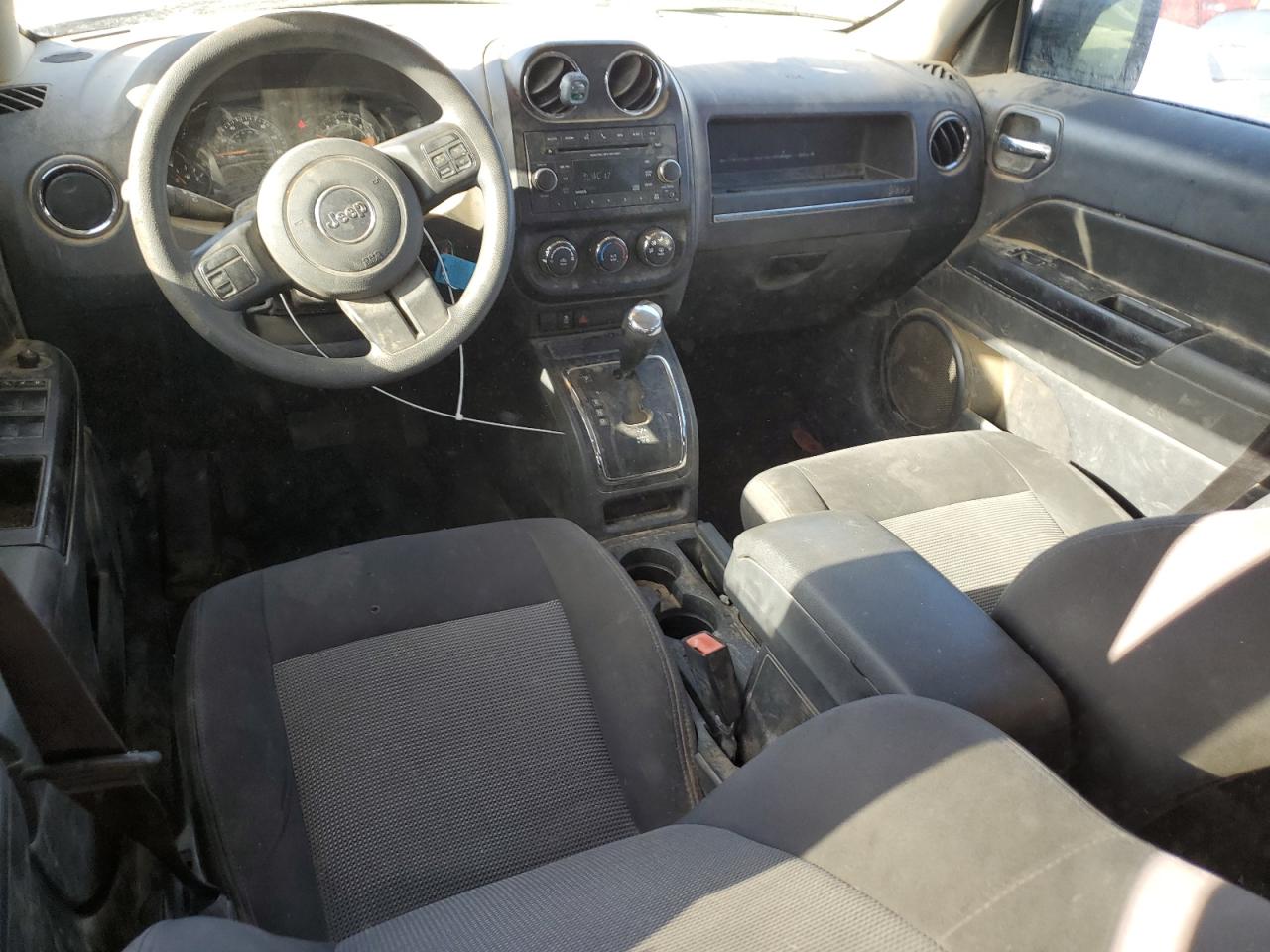 2017 Jeep Liberty (Patriot) - Image 8