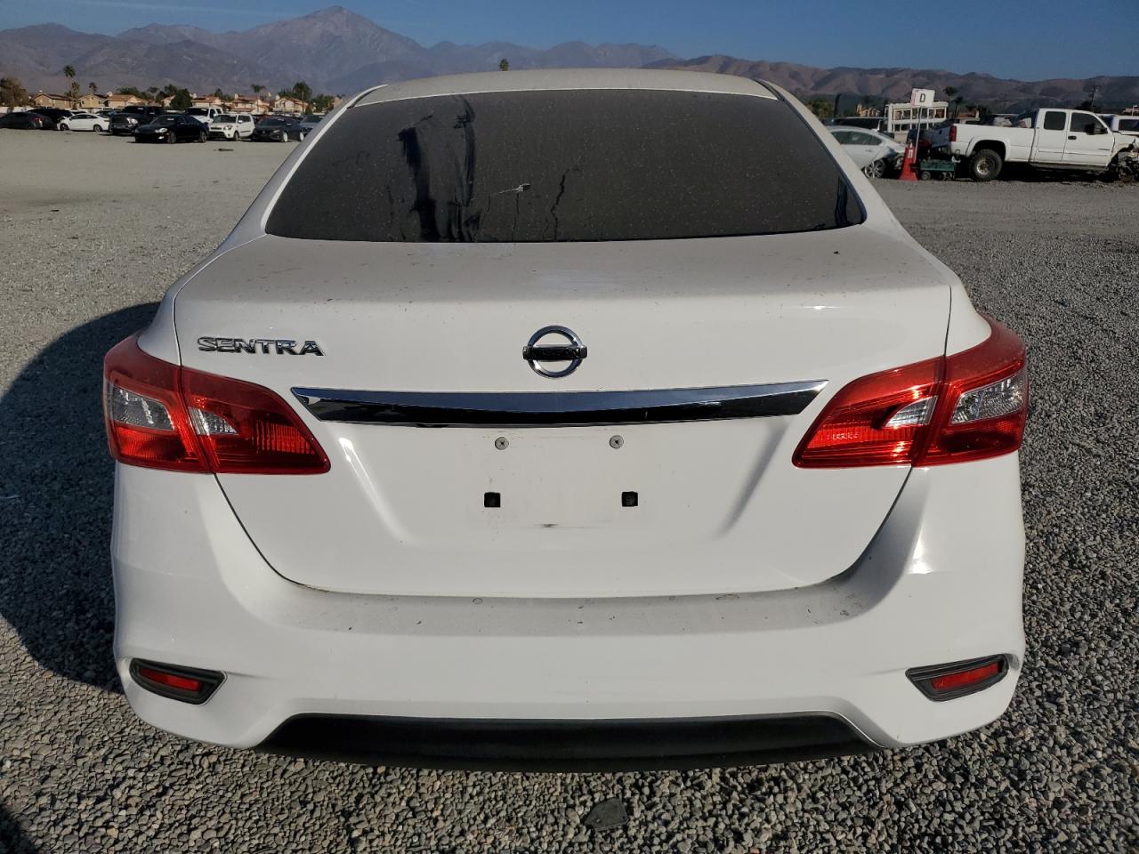 2019 Nissan Sentra - Image 6