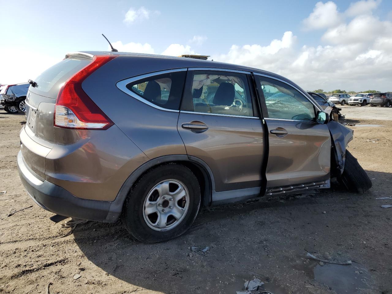 VIN 2HKRM3H33EH518304 2014 HONDA CRV no.3