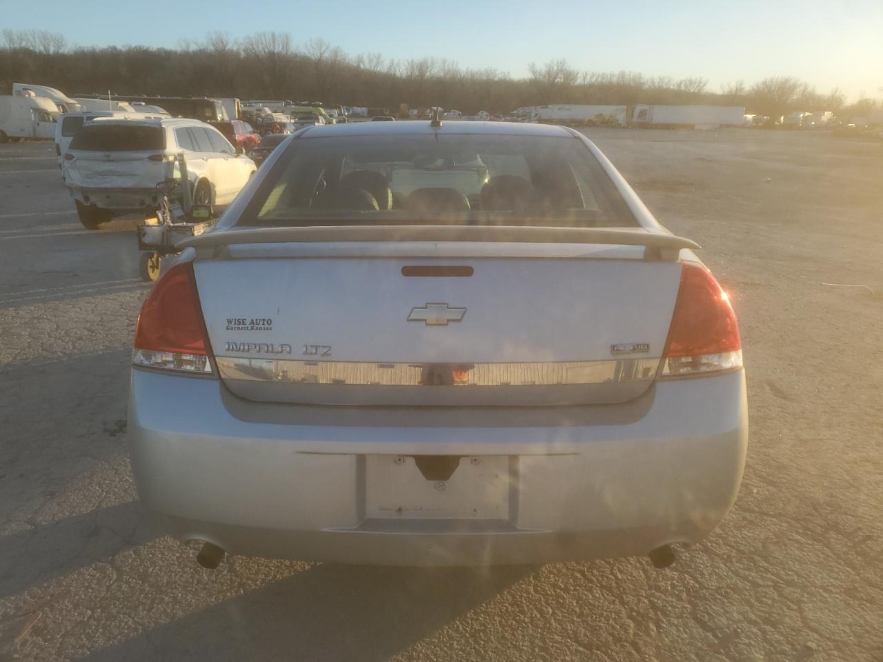 2010 Chevrolet Impala - Image 6