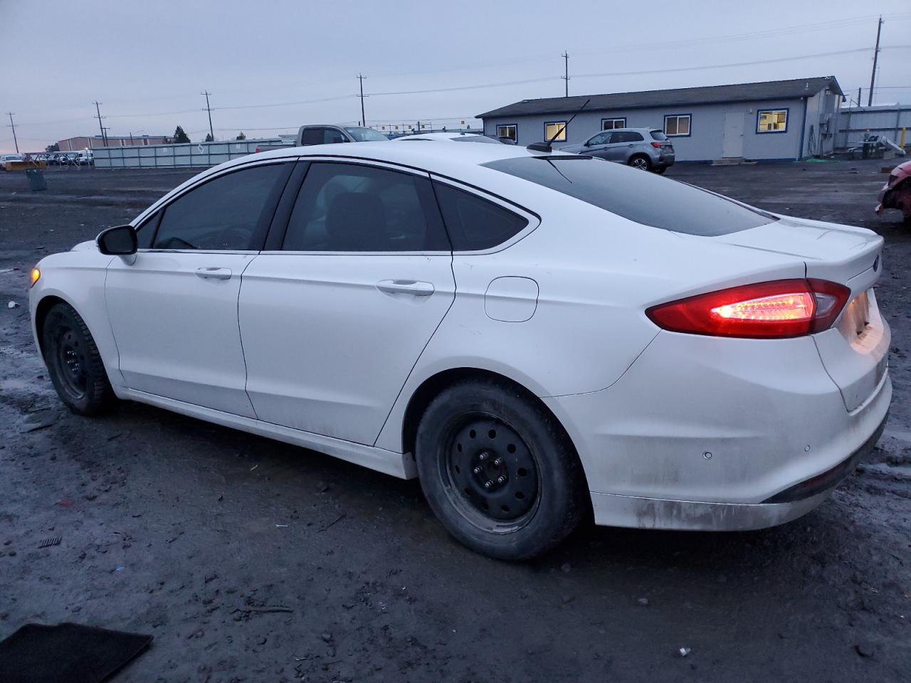 VIN 3FA6P0LU5DR202560 2013 FORD FUSION no.2