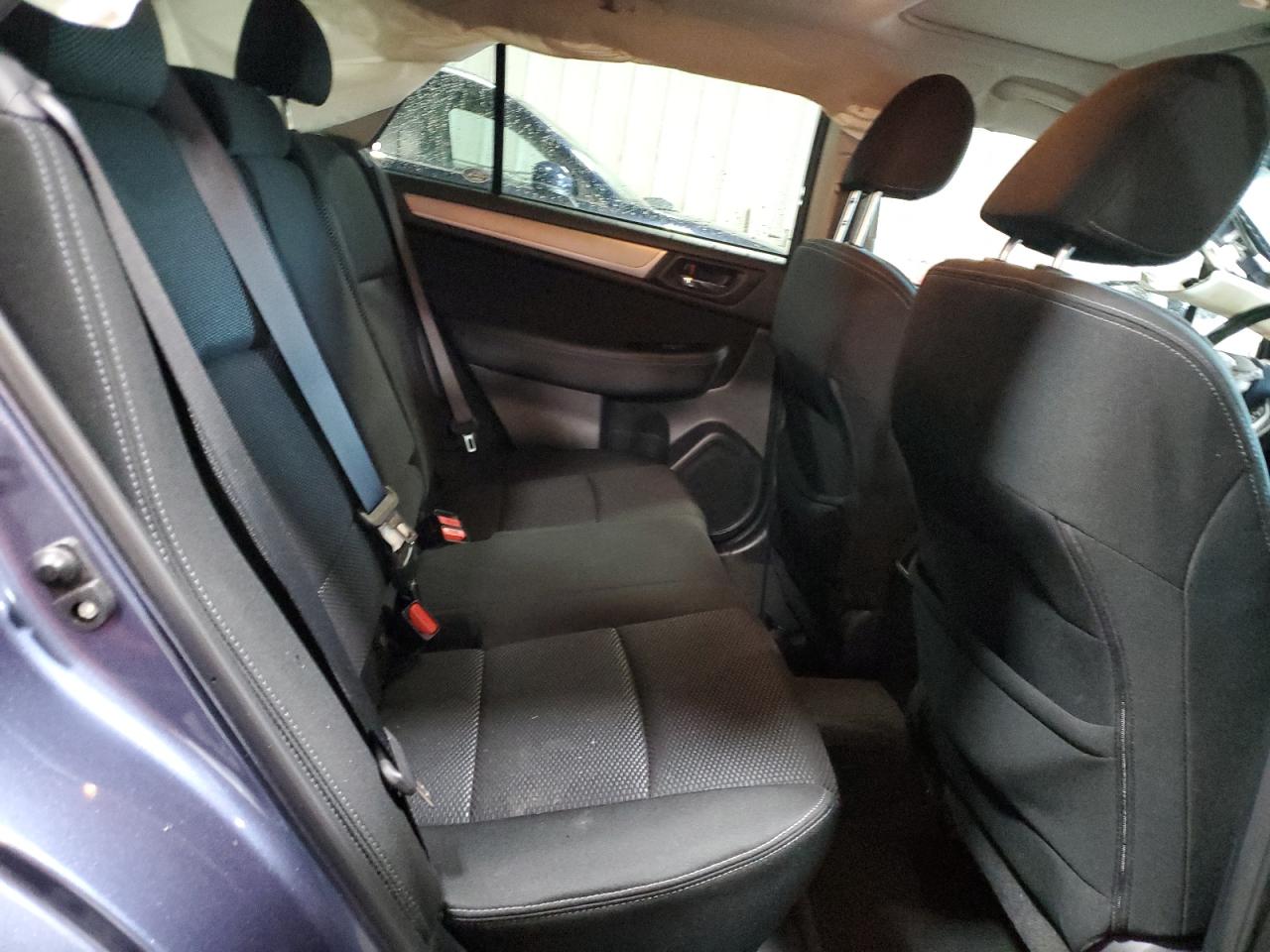 2017 Subaru Outback - Image 10