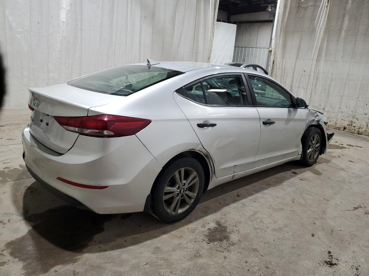 VIN 5NPD84LF8JH360932 2018 HYUNDAI ELANTRA no.3