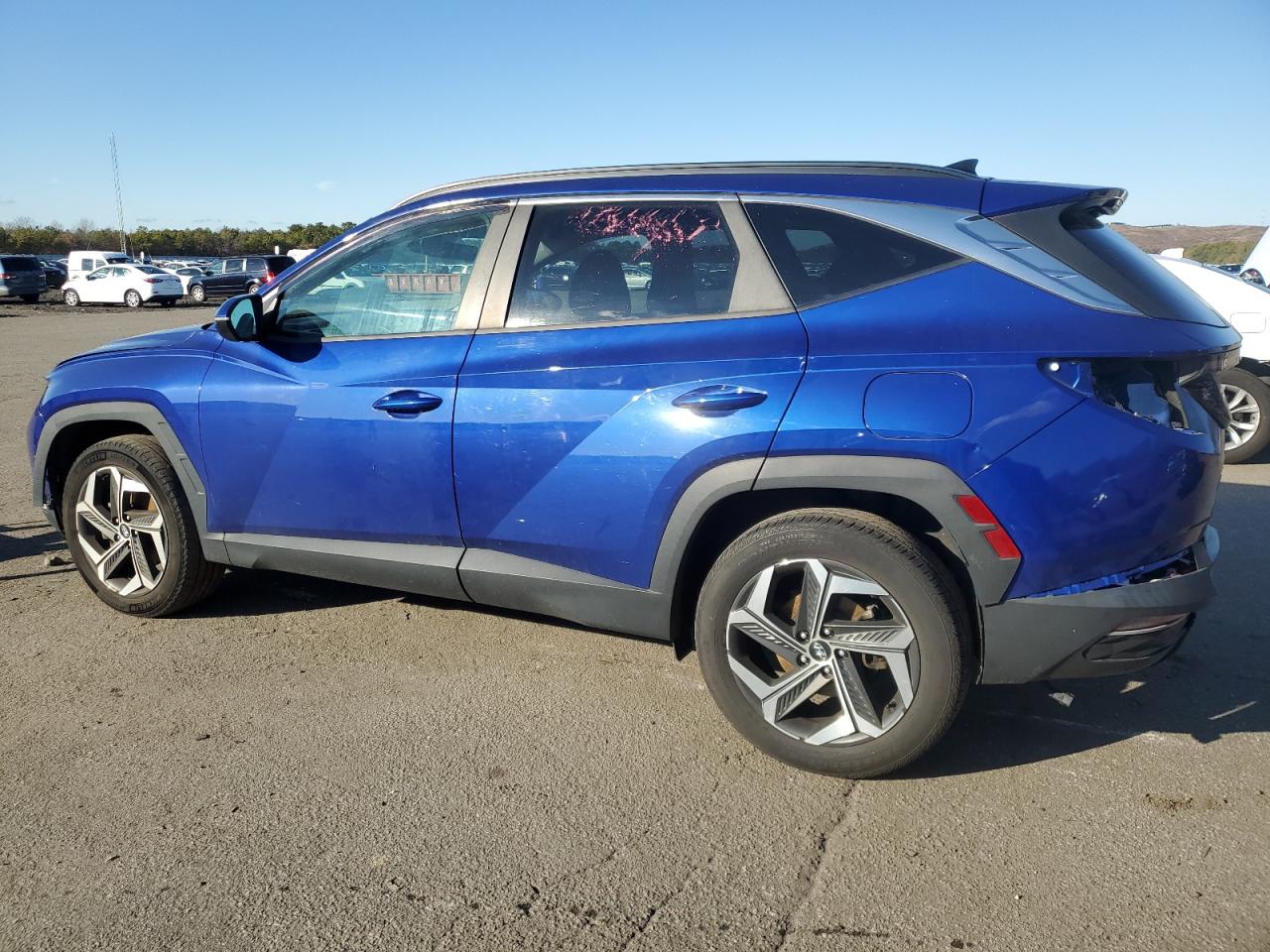 2022 Hyundai Tucson - Image 2