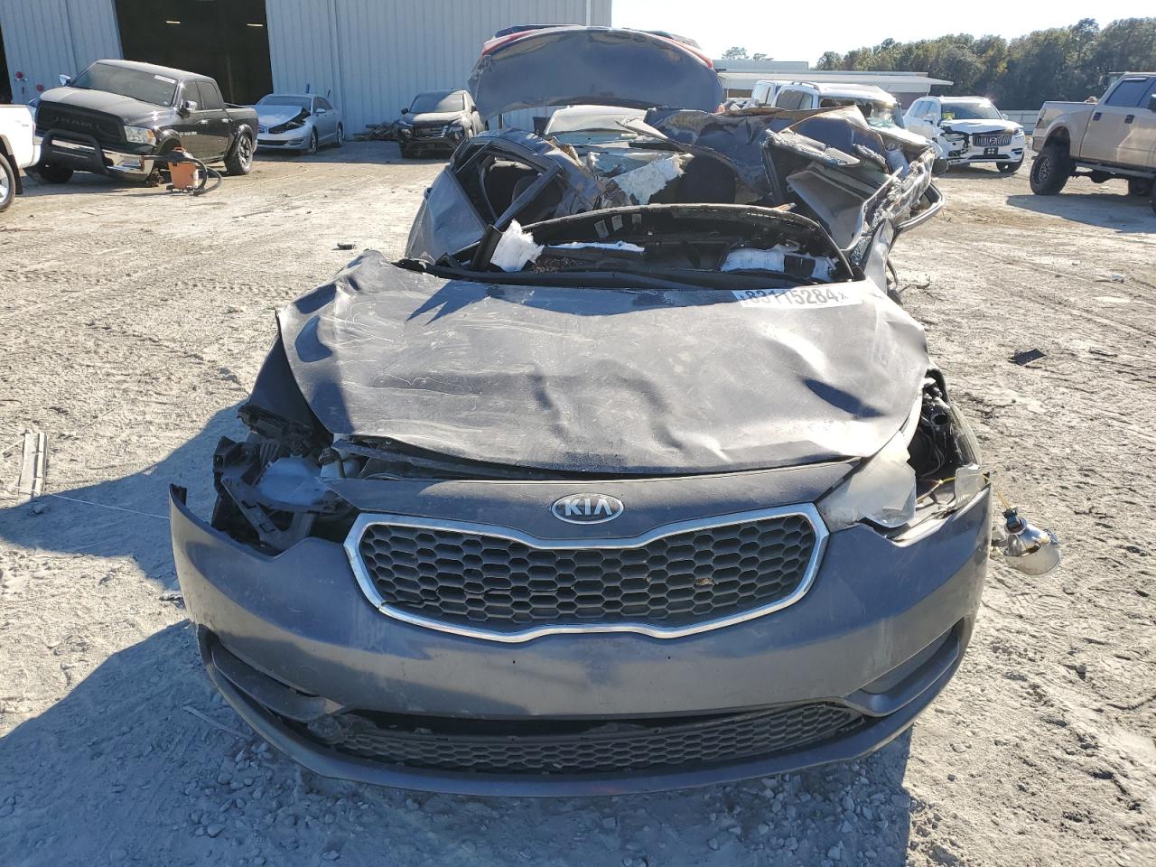 VIN KNAFK4A62G5510469 2016 KIA FORTE no.5