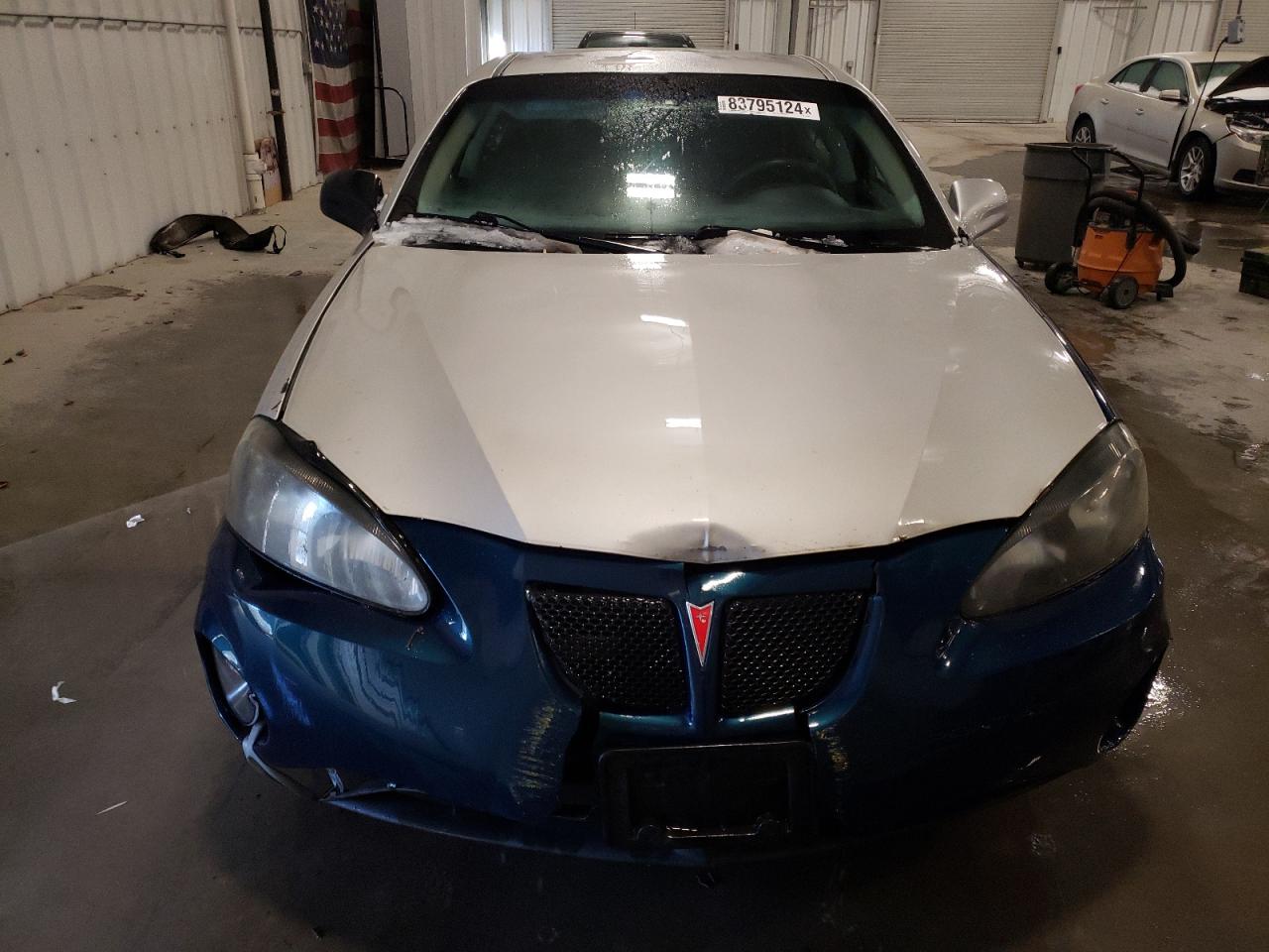 2007 Pontiac Grand Prix - Image 5