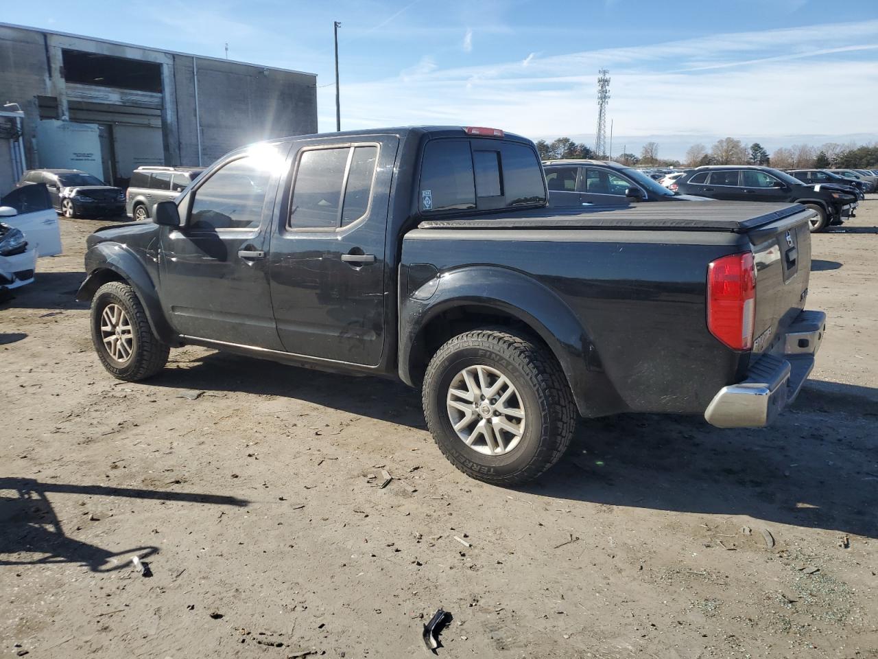 2015 Nissan Navara (Frontier) - Image 2