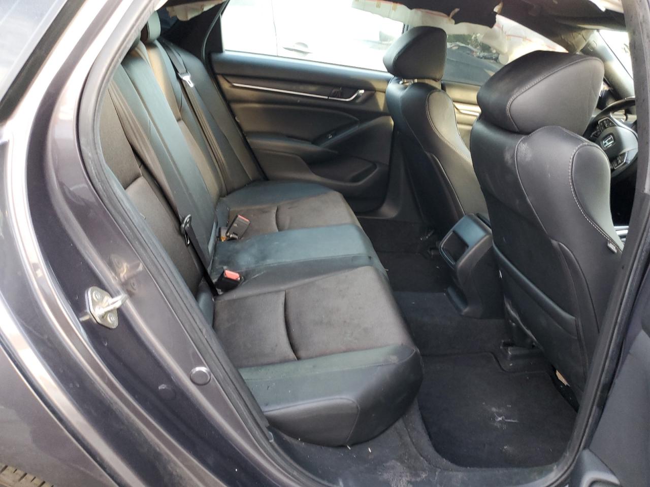 2019 Honda Accord - Image 10