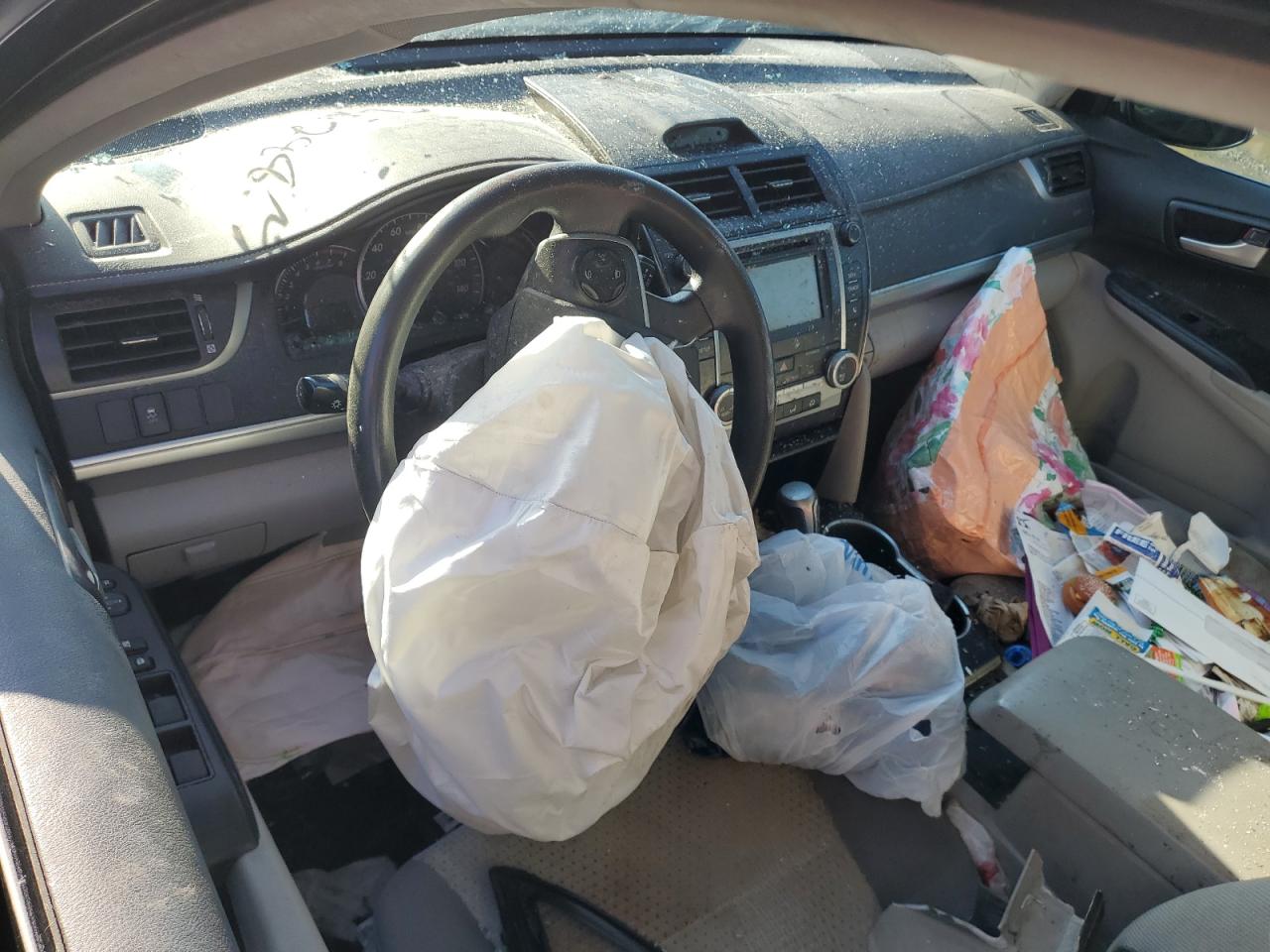 2014 Toyota Camry - Image 8