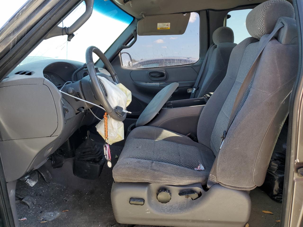 2002 Ford F150 VIN: 2FTRX18W62CA12389 Lot: 81760834