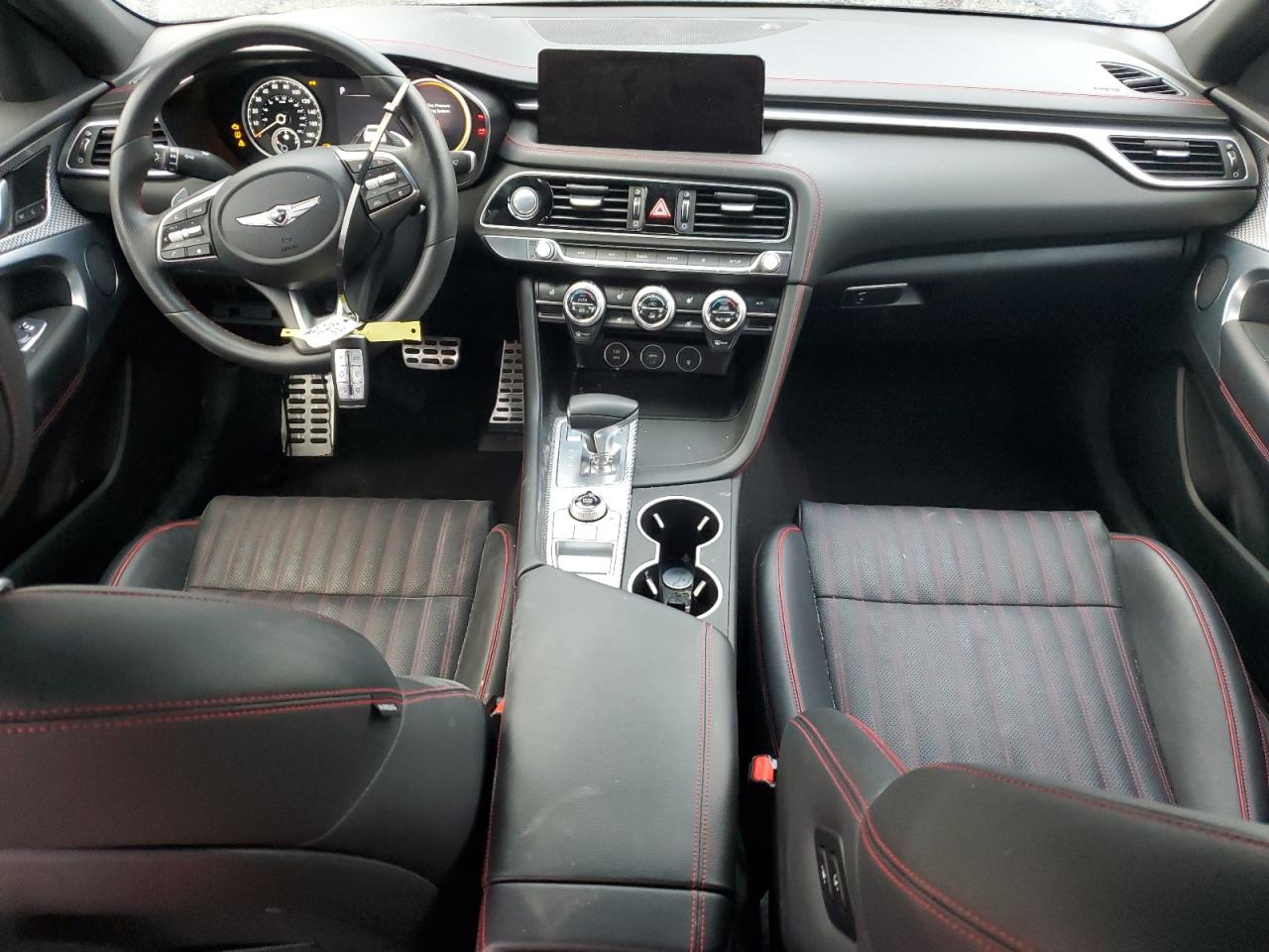 2023 Genesis G70 - Image 8