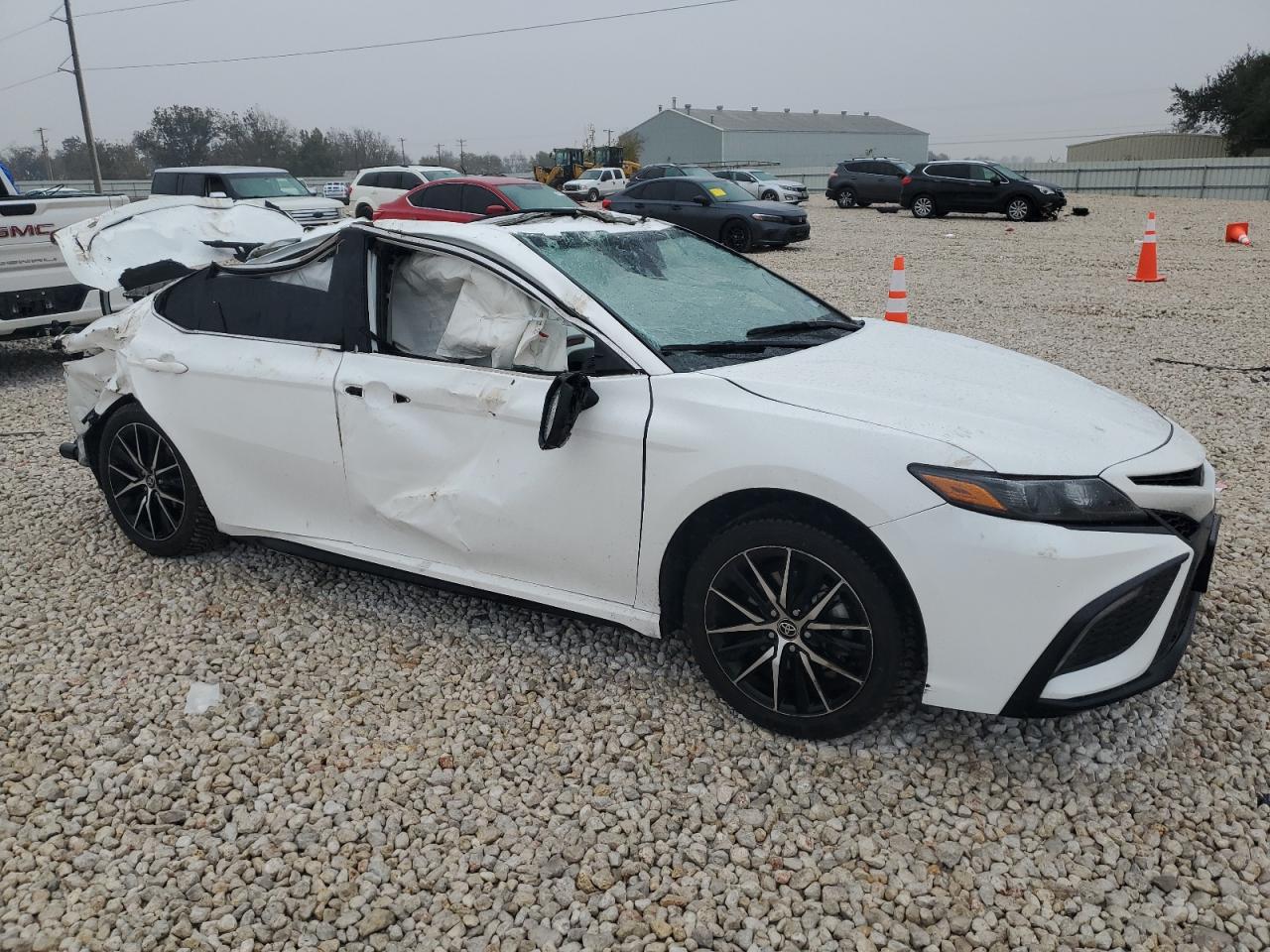 2022 Toyota Camry - Image 4