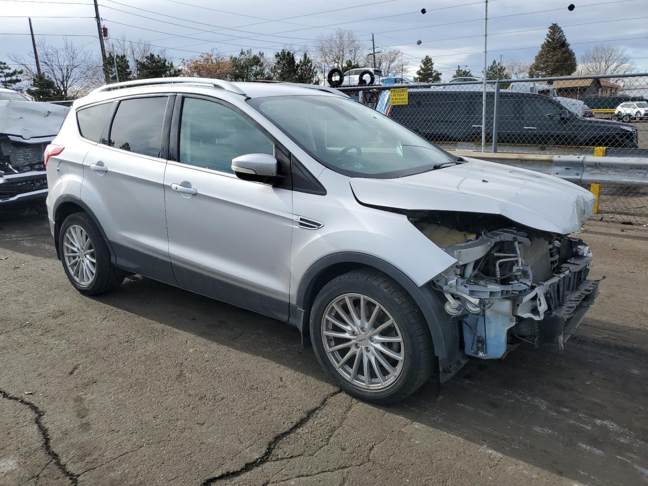 VIN 1FMCU9J91EUA87003 2014 FORD ESCAPE no.4